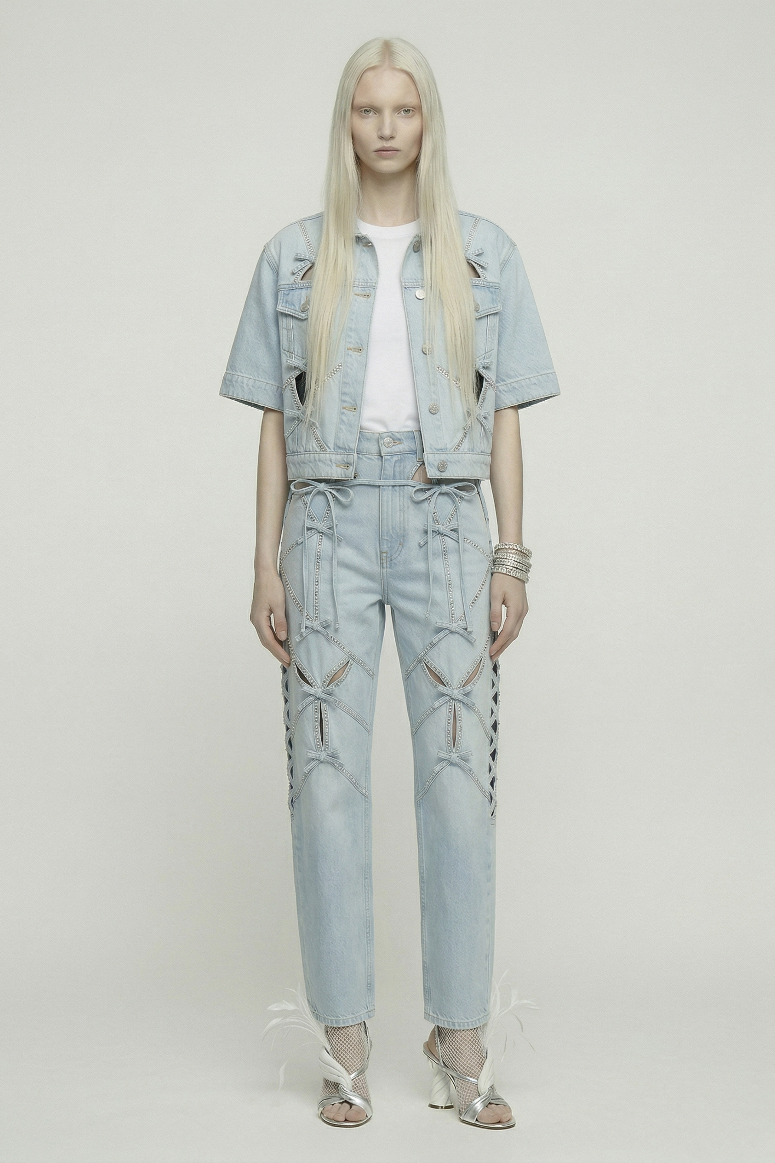 STRAIGHT LEG CUT-OUT DENIM JEANS WITH BOW DETAIL