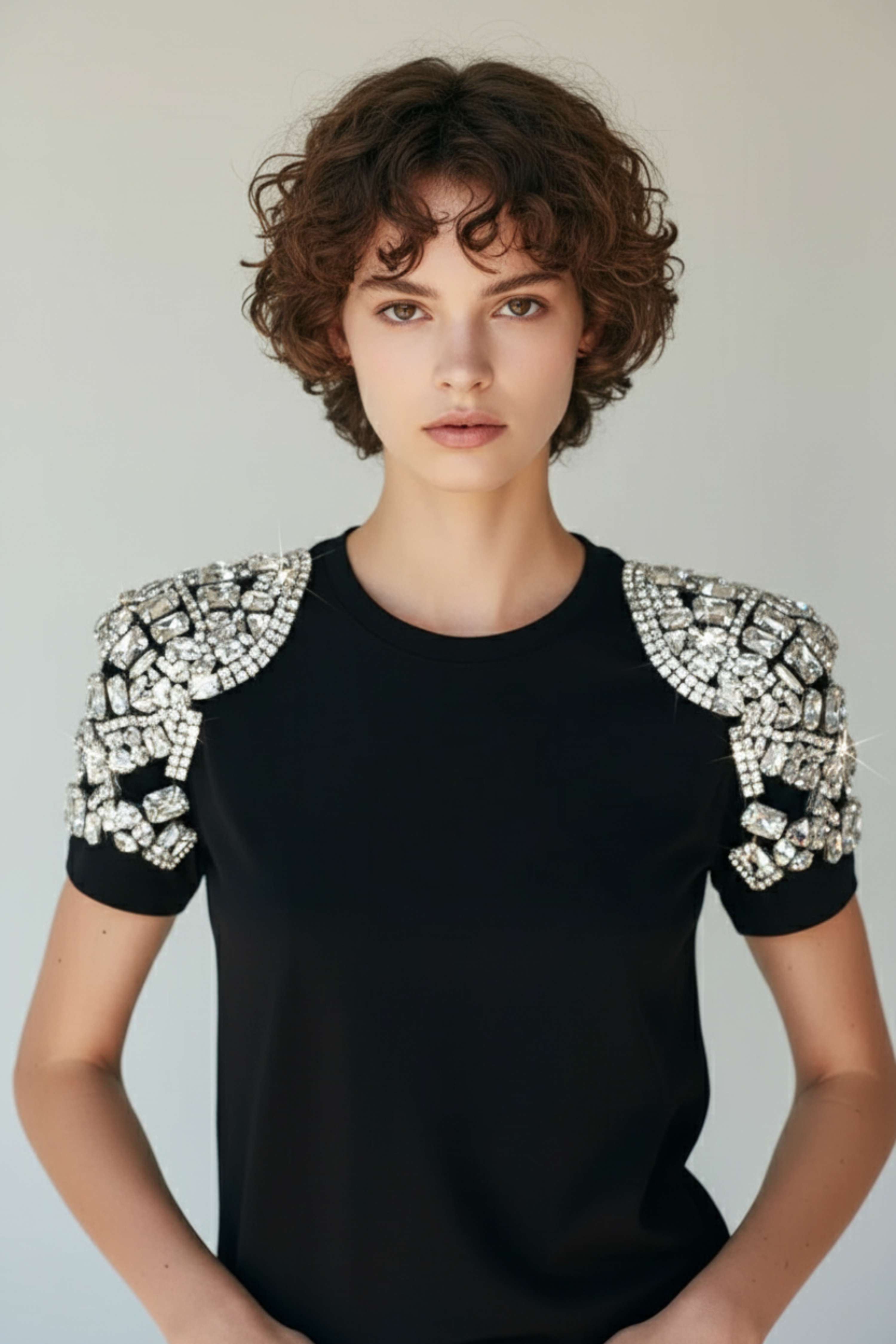 CHAIN-DETAIL T-SHIRT