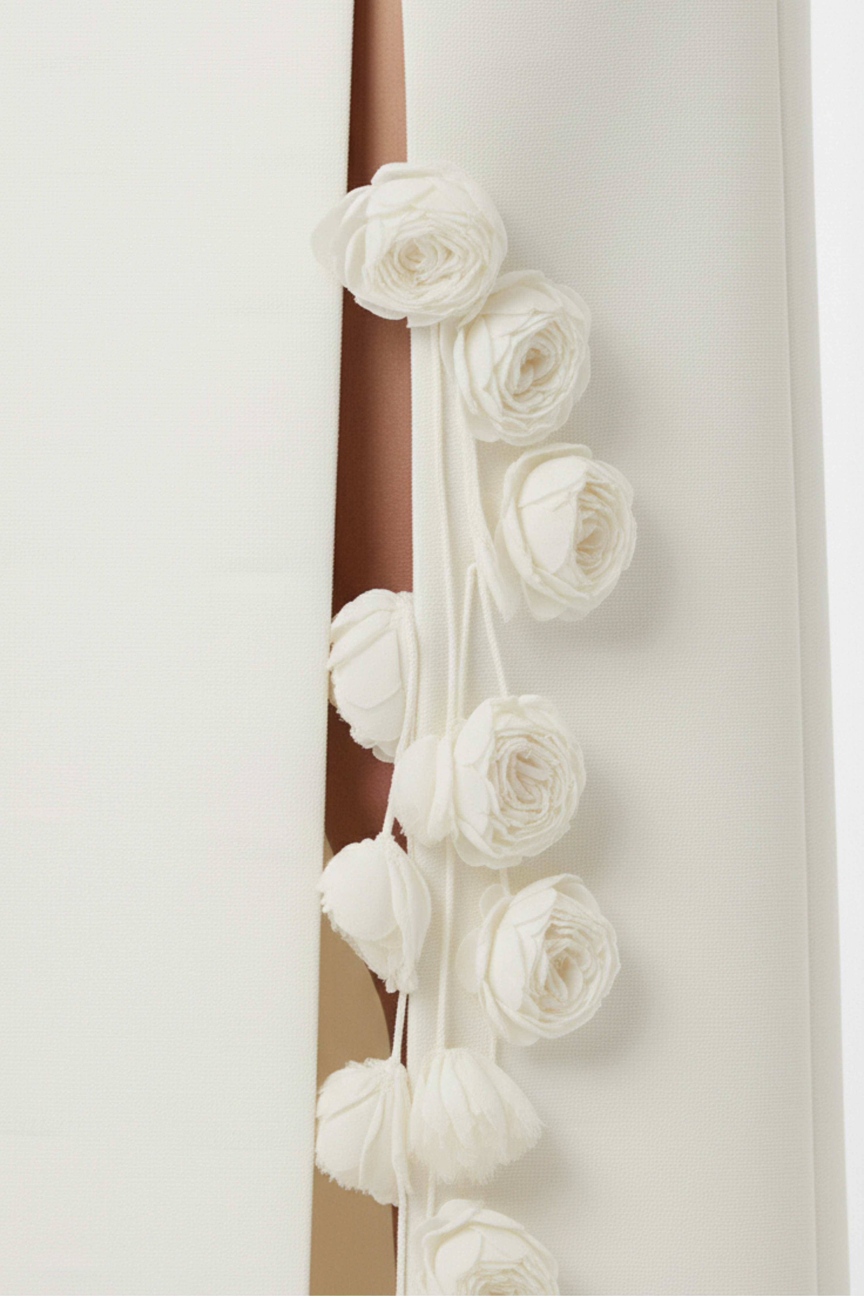 IVORY ROSE-SLIT COLUMN GOWN