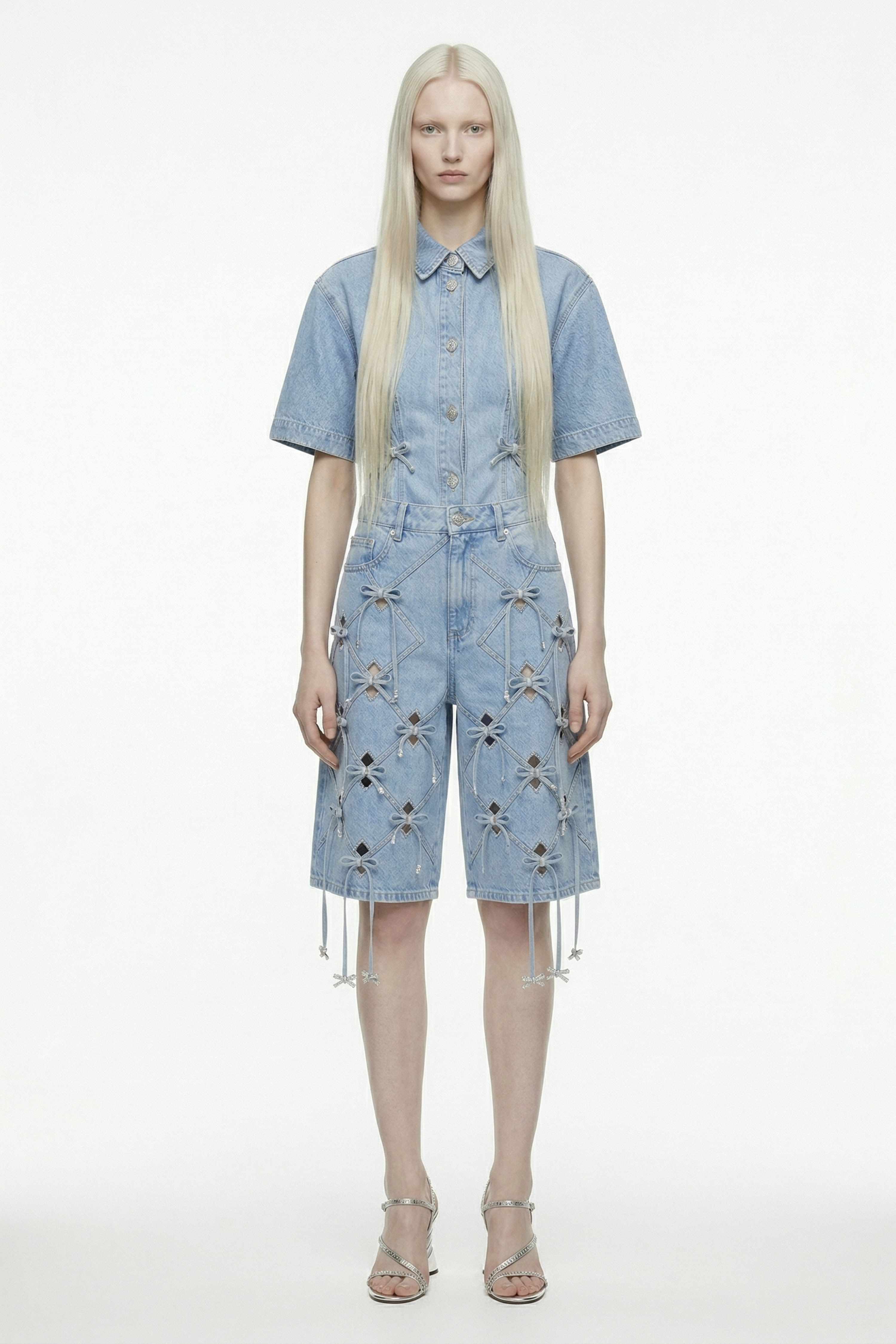 DENIM SHIRT IN LIGHT BLUE