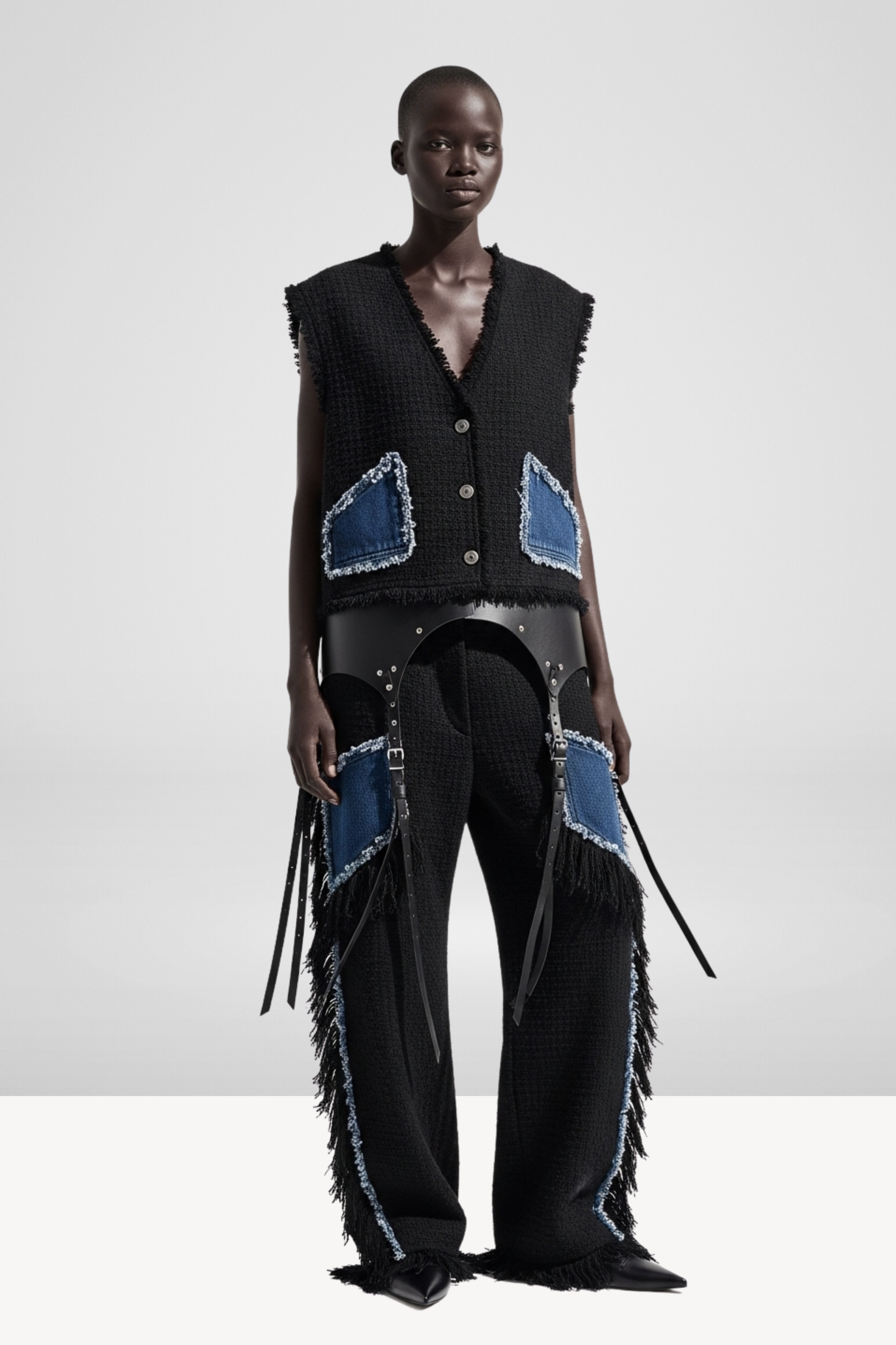 BOUCLÉ VEST AND TROUSERS SET