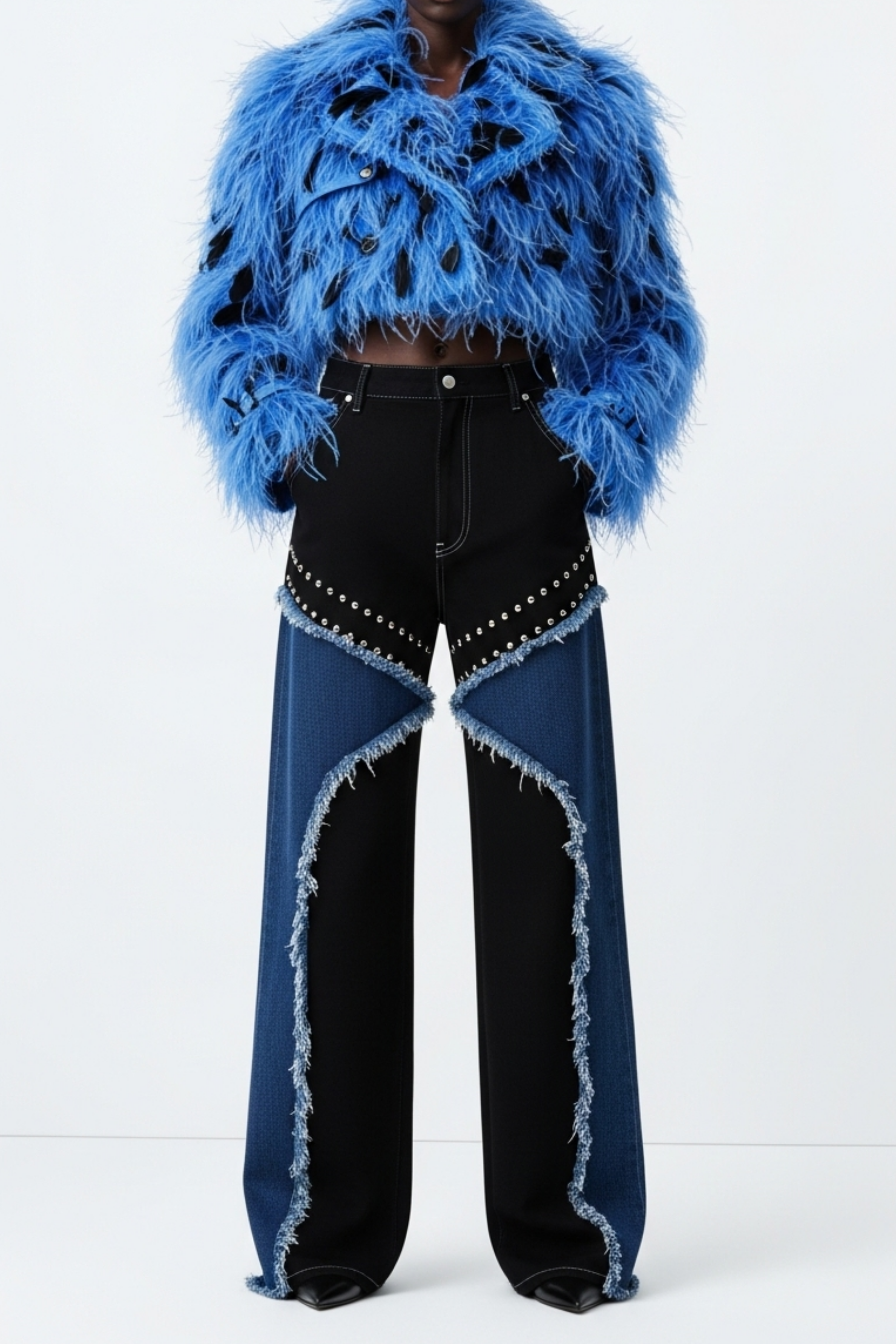 FRAYED TRIM JEANS