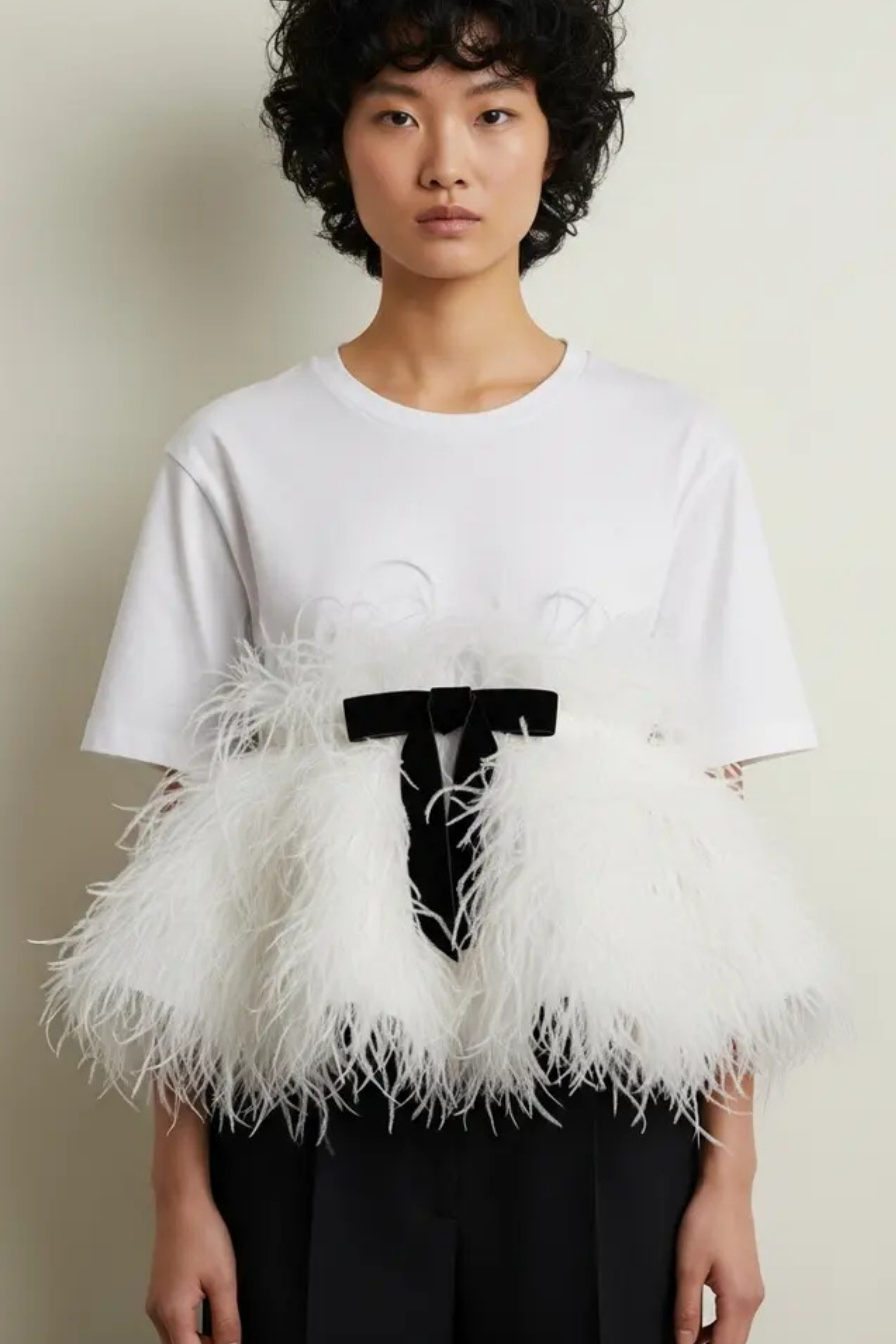 WHITE FEATHER PEPLUM T-SHIRT