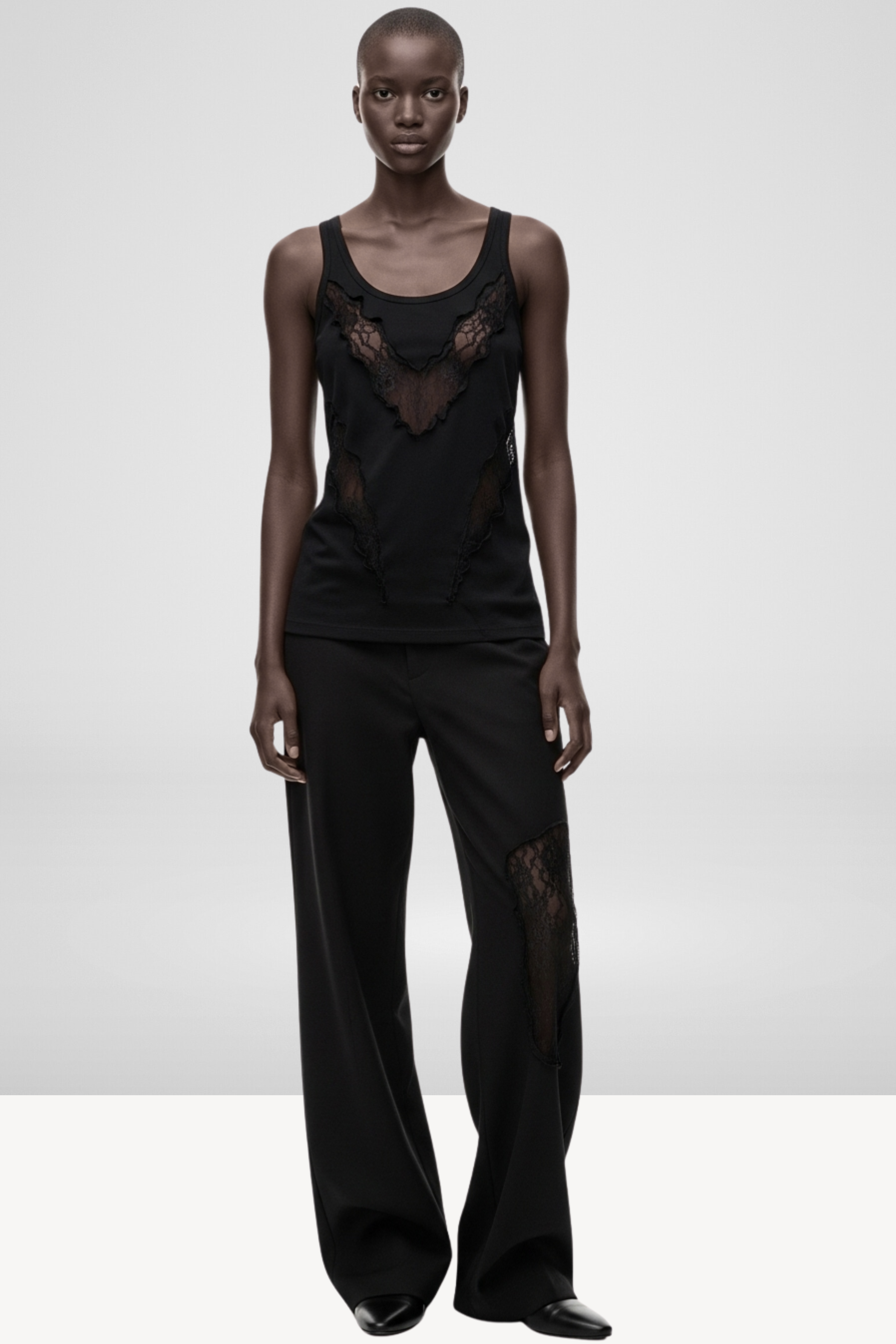 RELAXED LACE-DETAIL SET