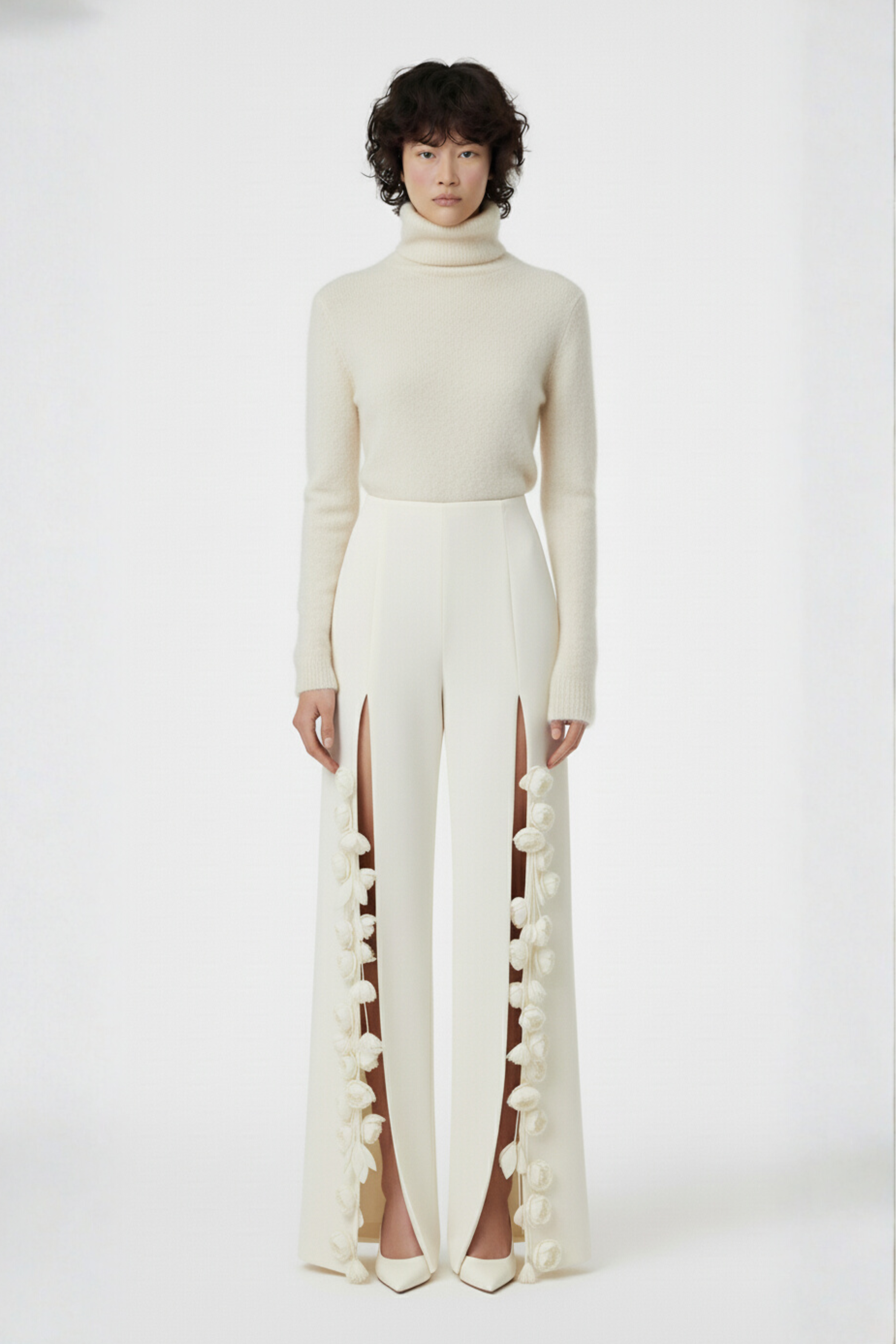 IVORY CRÊPE ROSE TROUSERS