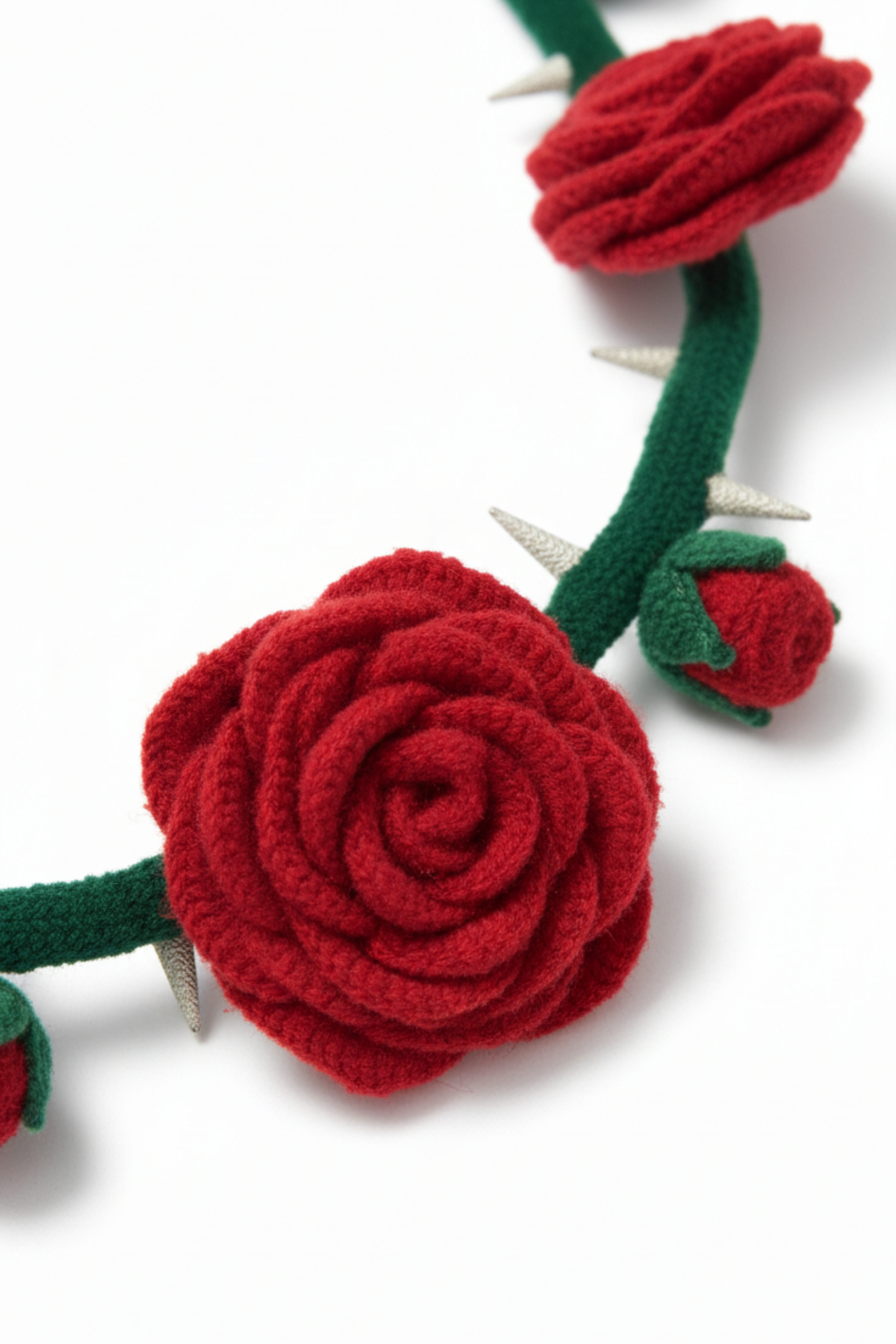 ROSE THORN NECKLACE